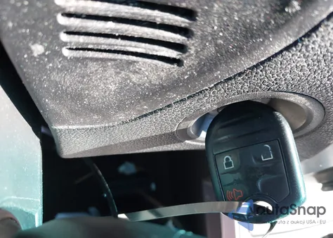 2013 Ford Explorer z USA, uszkodzony, nr VIN 1FM5K7B89DGC60126